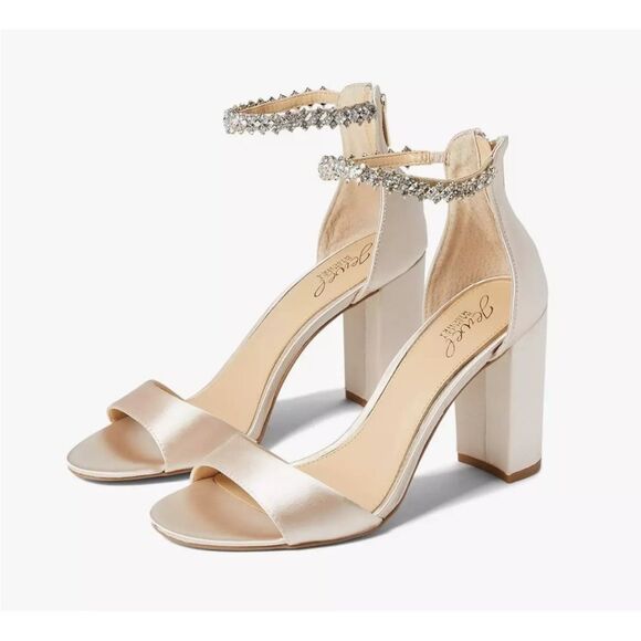 Badgley Mischka Jewel Heels in Champagne NWT 7.5 $200 - Picture 1 of 7